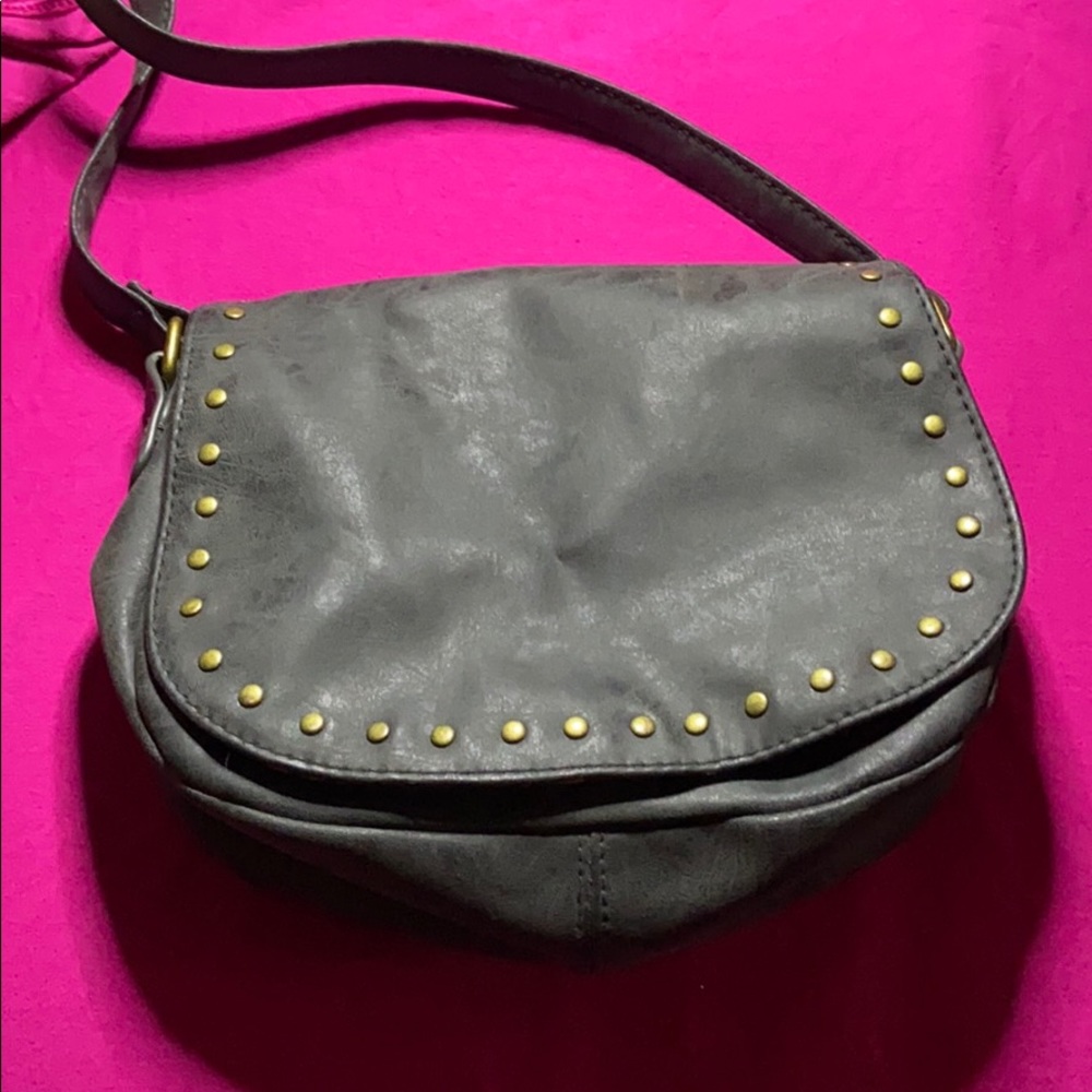 Gray cross body